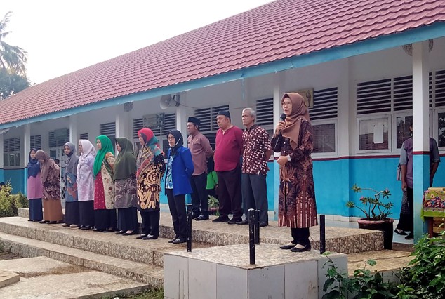 GELIAT Jadikan Jumat Pagi Momentum Membaca dan Menguatkan Karakter Siswa