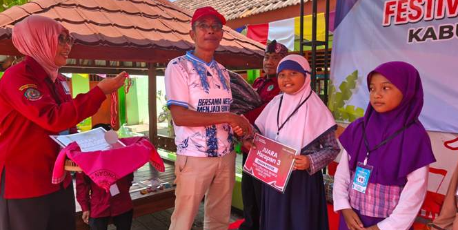 MABAR DIGITAL, Belajar Bersama Percepat Literasi Digital di SDN Sudangan